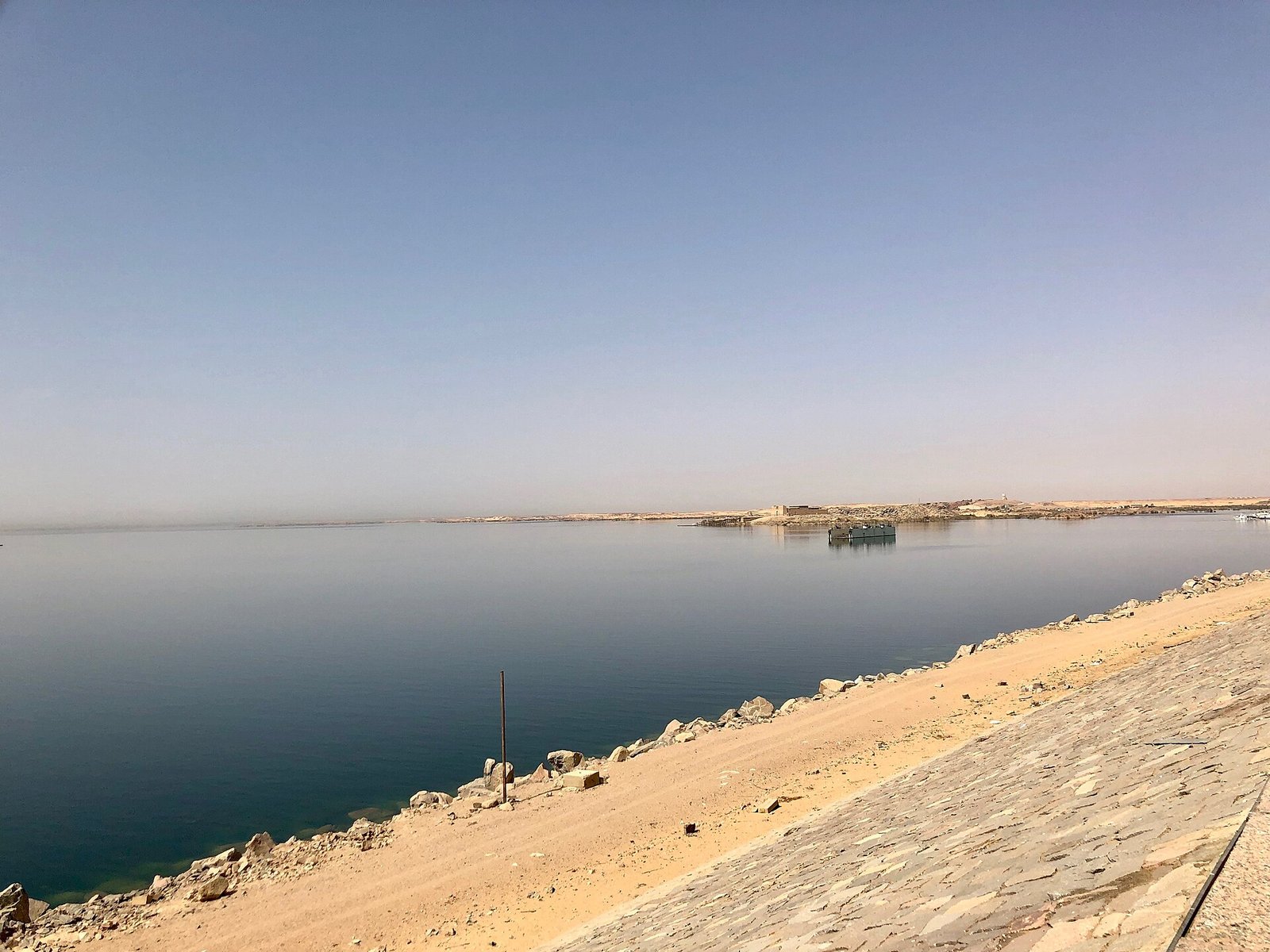 El lago Nasser desde la Alta Presa de Asuan