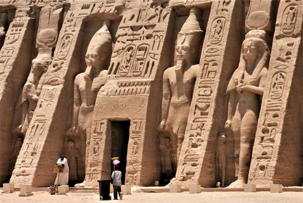 Templo de Abu Simbel cerca de Asuán, Egipto